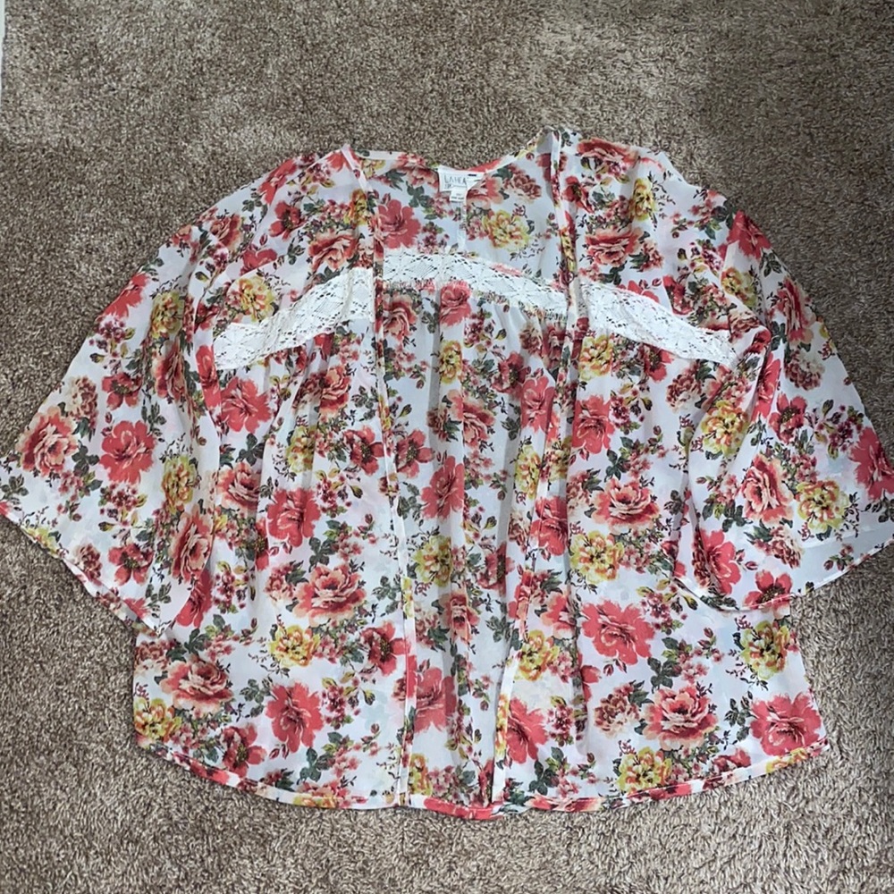 L.A. Hearts floral kimono